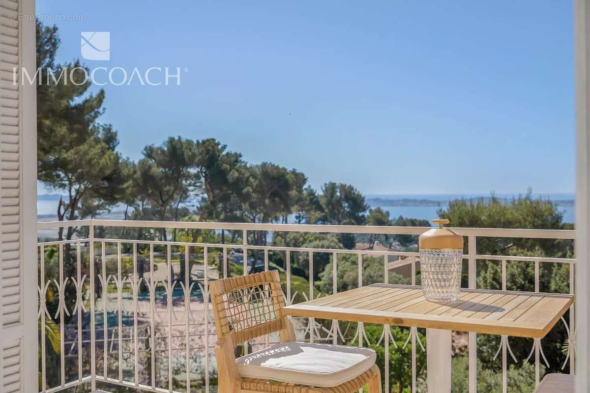 Appartement à HYERES