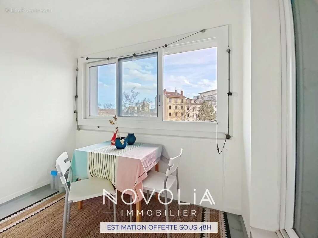 Appartement à LYON-8E