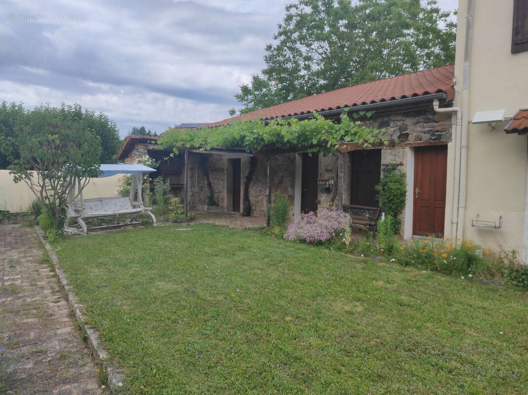 Maison à RETOURNAC