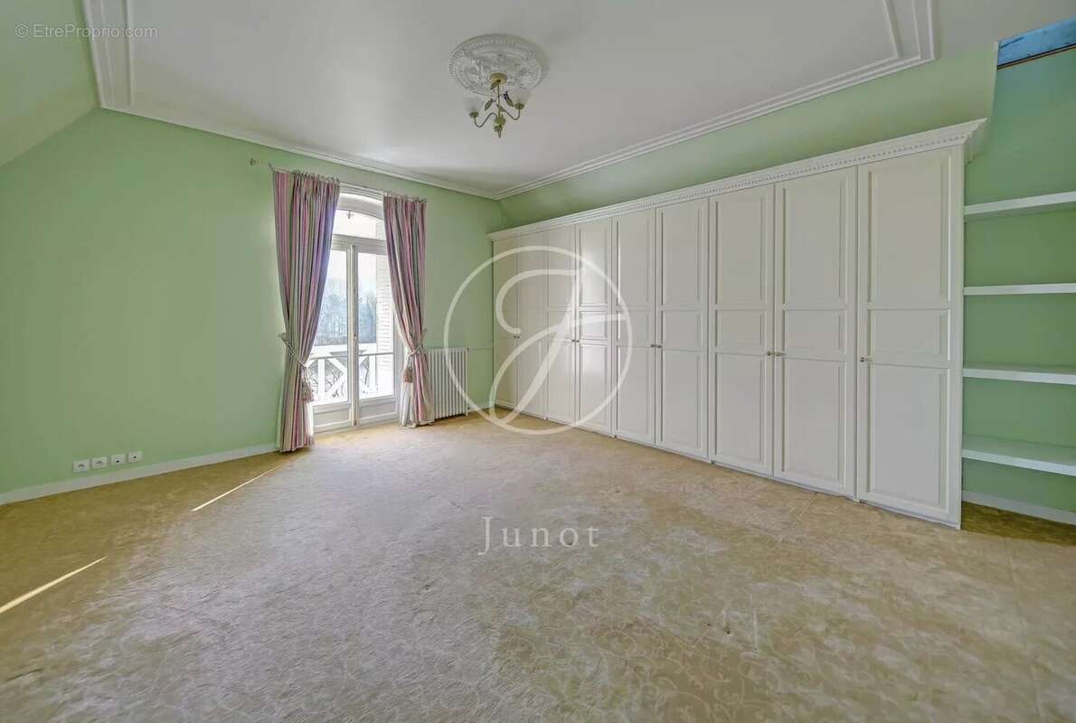 Maison à CROISSY-SUR-SEINE