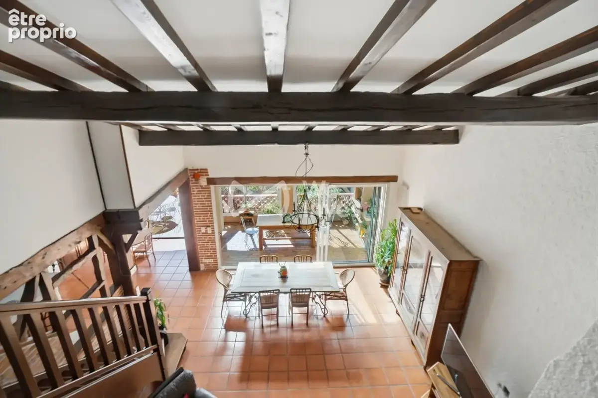 Maison 10 pièces 328 m² à vendre à Cornebarrieu (31700) - photo 4