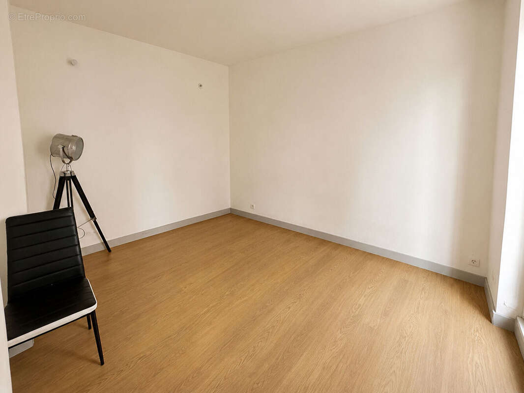 Appartement - Béziers - 3 pièces - 63.01 m² - photo 3