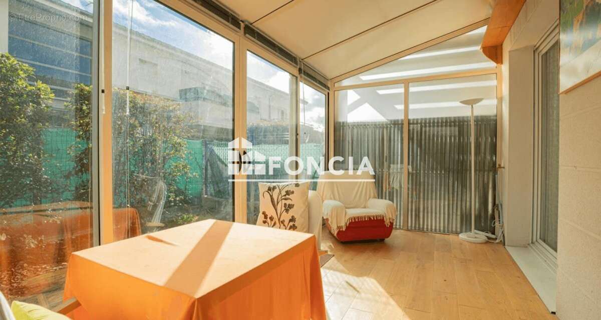 Maison t4/5  avec 2 parkings et jardin - photo 4