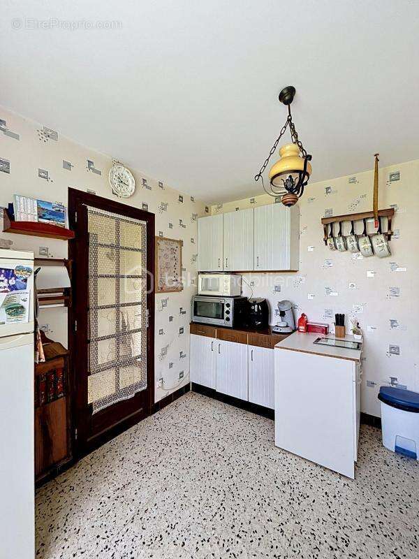Maison de plain-pied située à Connantre - photo 6
