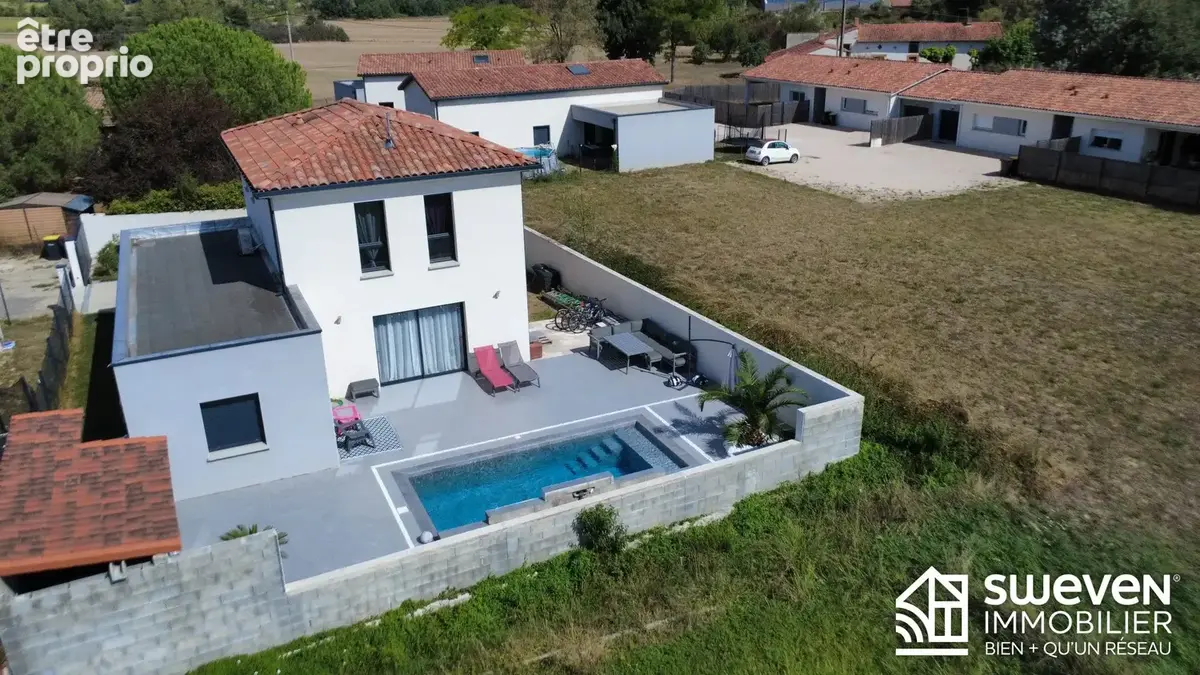 Maison 130 m² à Lavernose-Lacasse  - photo 2
