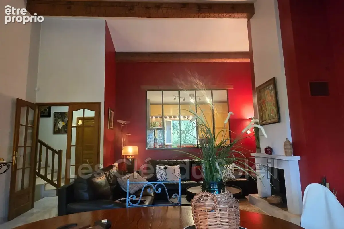 Maison 6 pièces 133 m² à vendre à Hyeres (83400) - photo 3