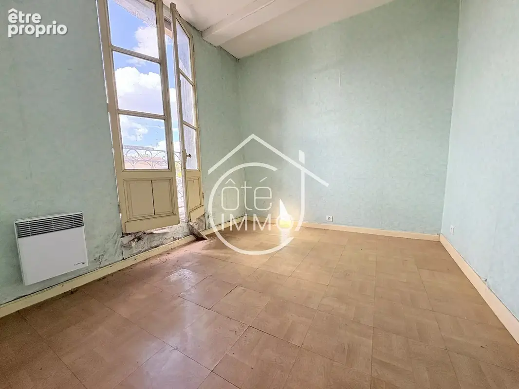 GARDONNE : Immeuble centre 6 pièces de 177m² avec cour - photo 9
