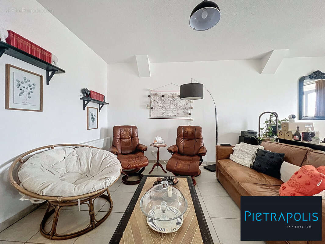 Appartement à VELARS-SUR-OUCHE