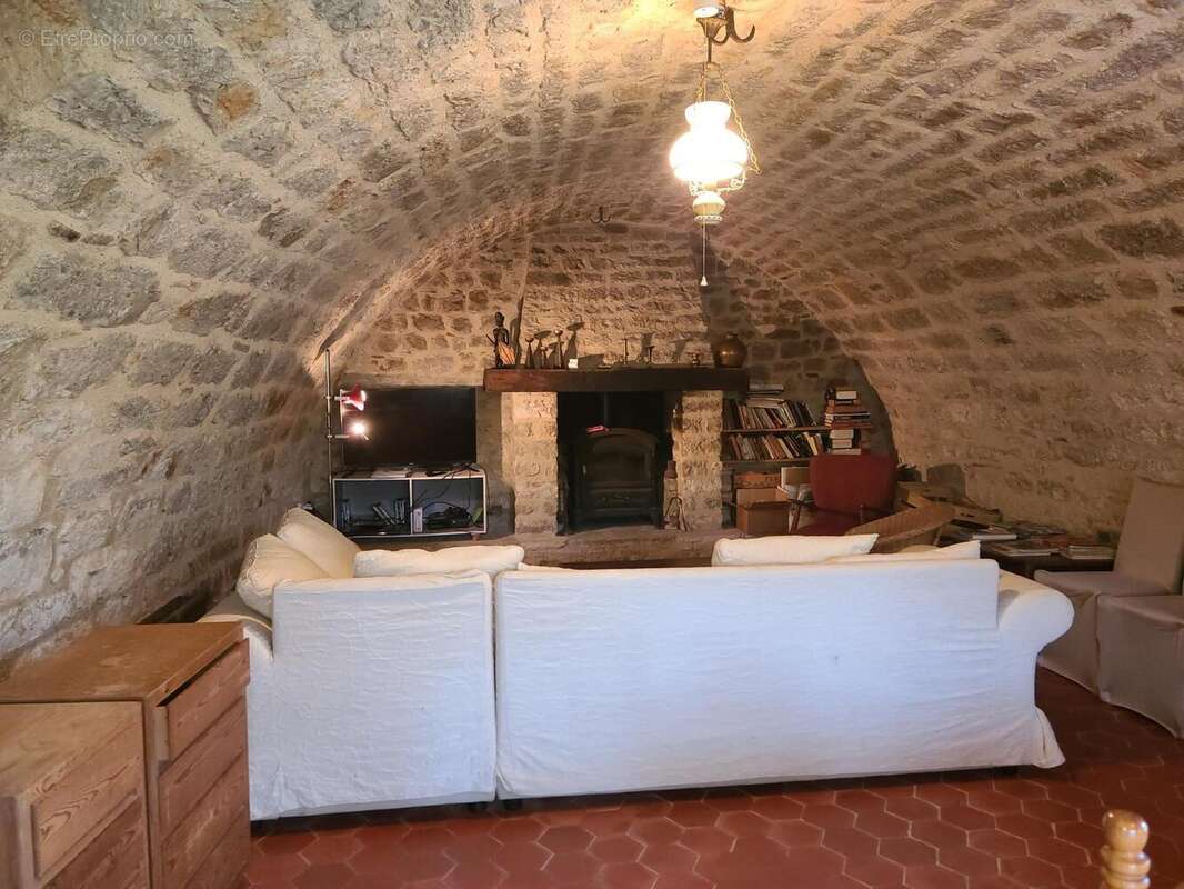Maison 111 m² à Caillac  - photo 3