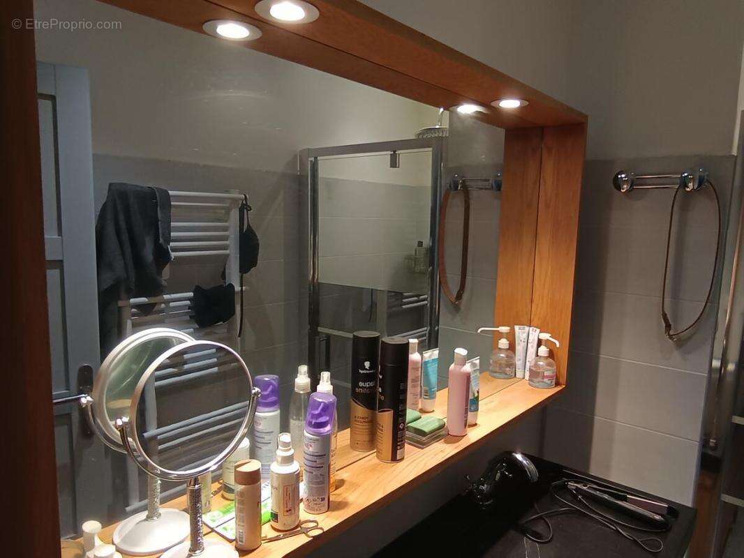 Maison à SAINT-EMILION