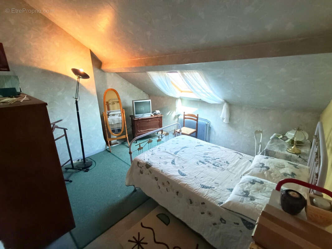 Maison 3 chambres + bureau + cour, Saint-Acheul - photo 13