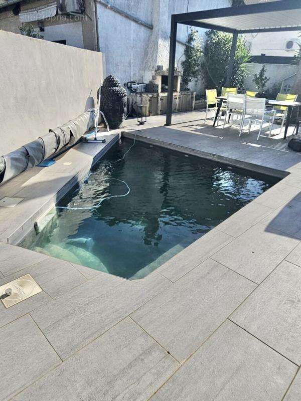 Mauguio – Ensemble immobilier : résidence principale + 5 appartements - photo 3