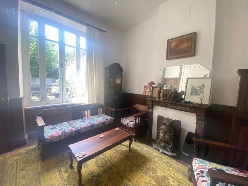 Maison à DUN-LE-PALESTEL