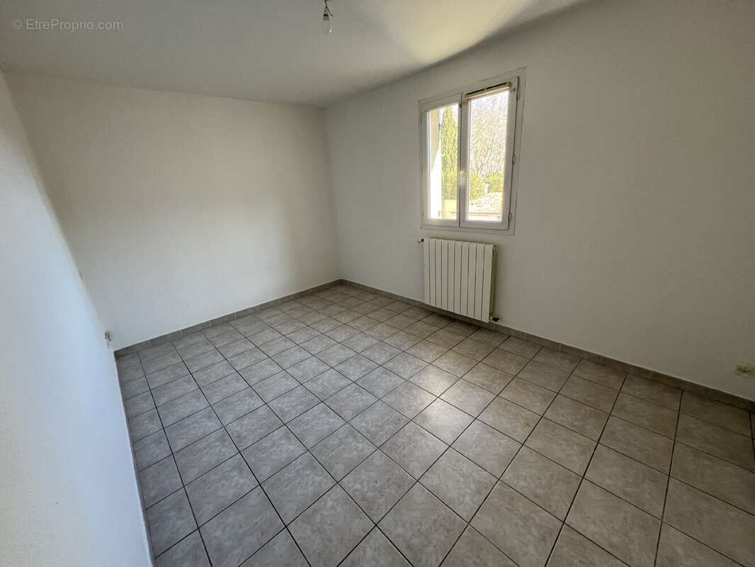 Appartement à EYGUIERES
