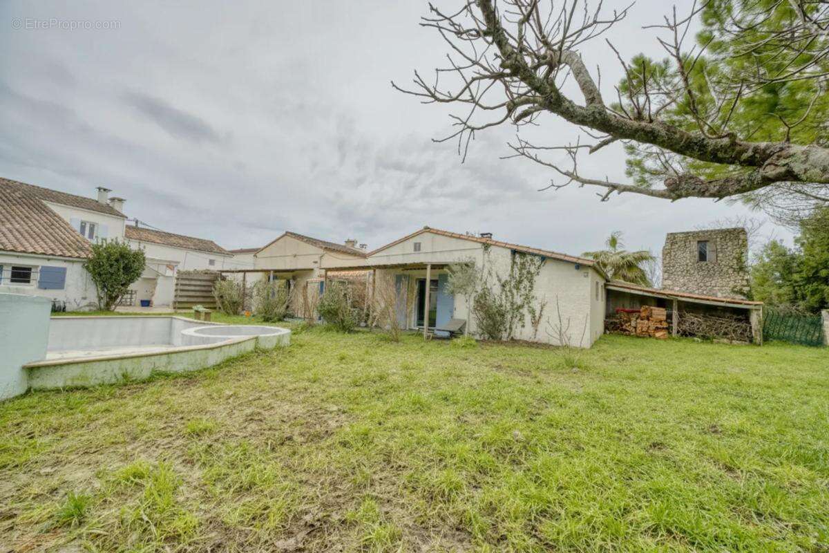 Maison à SAINT-PALAIS-SUR-MER