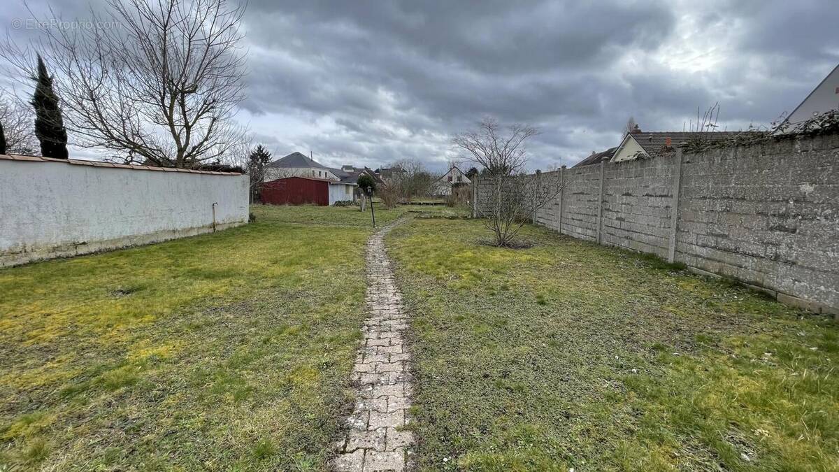 Photo 1 - Terrain à ORLEANS