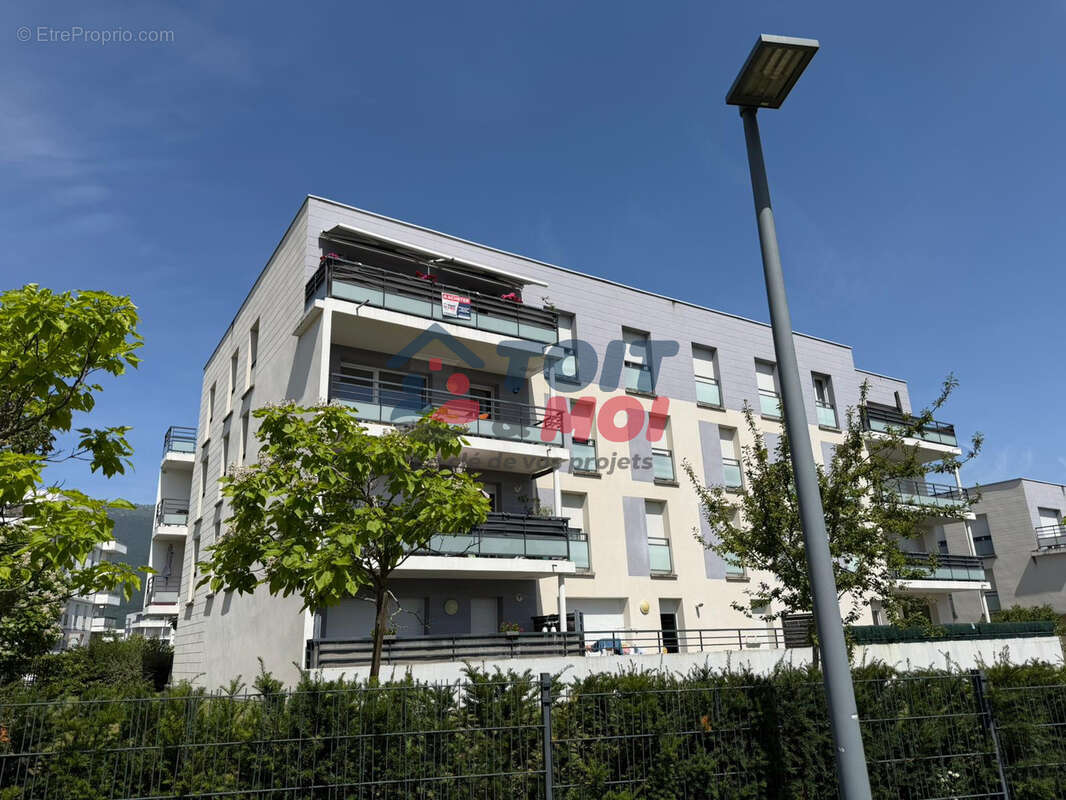Appartement à SAINT-GENIS-POUILLY