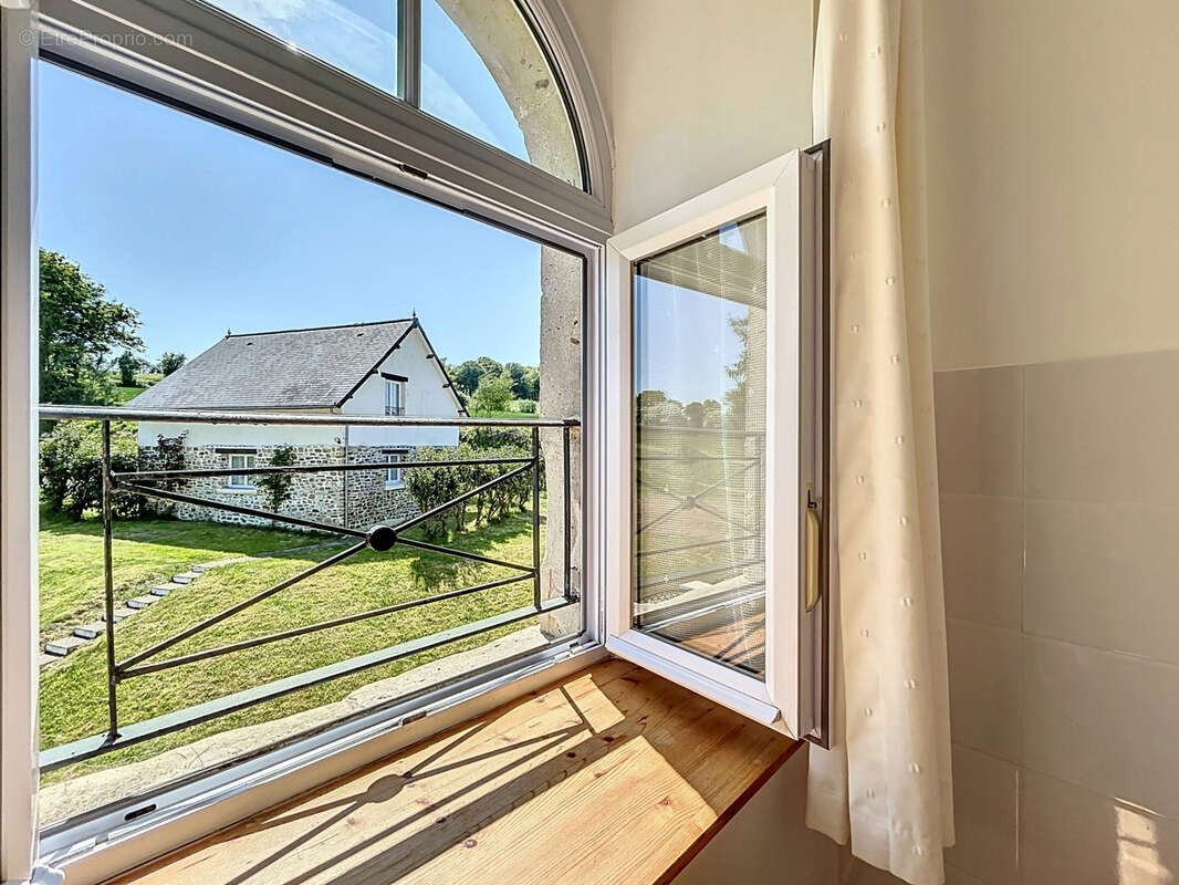 Maison à SAINT-SAUVEUR-LE-VICOMTE