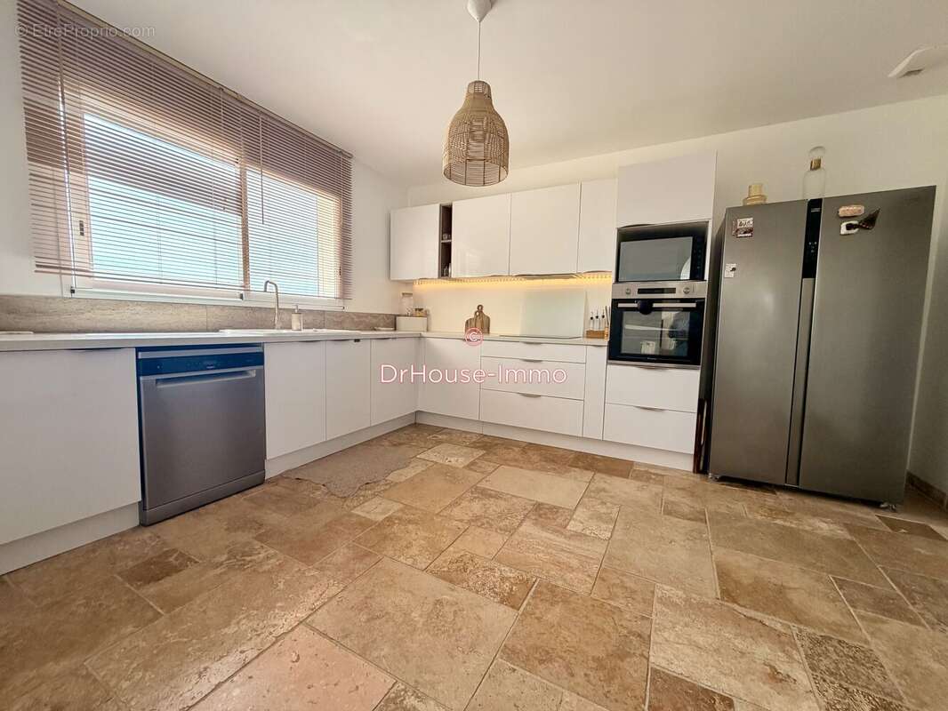 Maison 124 m² à Terrasson-Lavilledieu  - photo 2