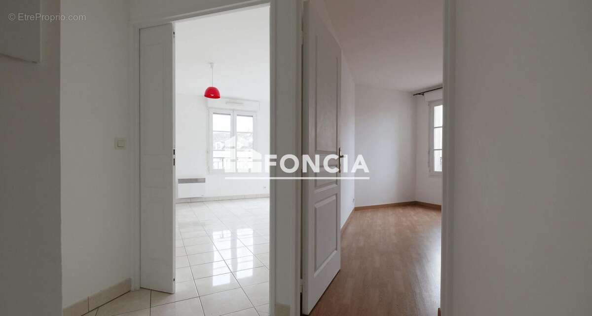 Appartement à SAINT-FARGEAU-PONTHIERRY