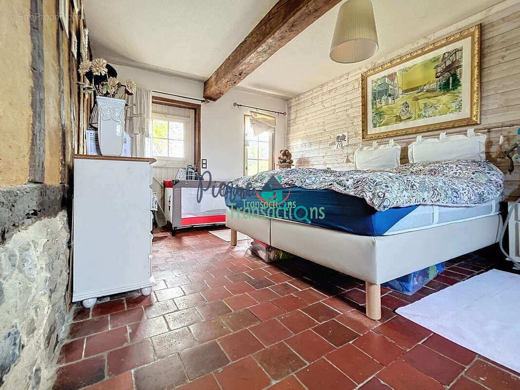 Maison à ALLOUVILLE-BELLEFOSSE