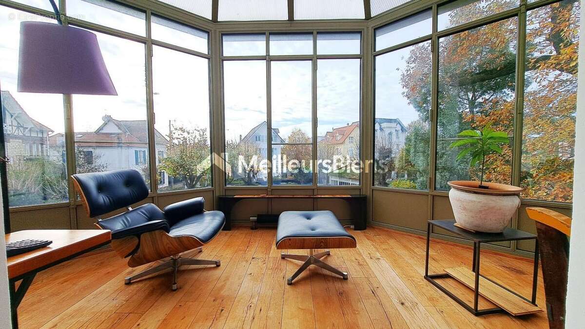 Maison à MONTMORENCY