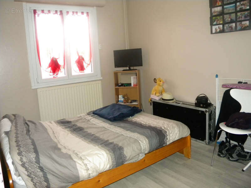Appartement 60 m² à Golbey  - photo 6
