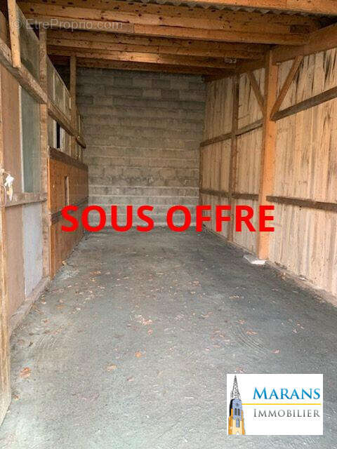 Parking à LE LANGON