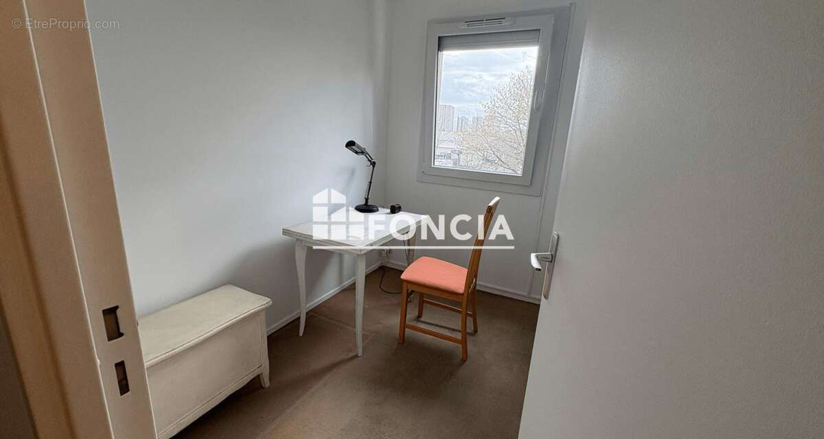 Appartement à LA COURNEUVE