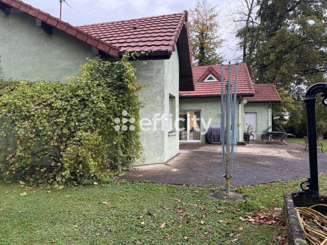 Maison à FROTEY-LES-LURE