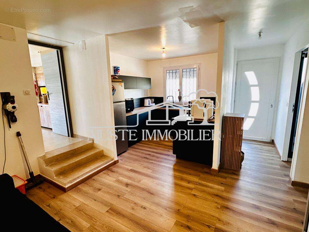 Commerce à MARIGNANE