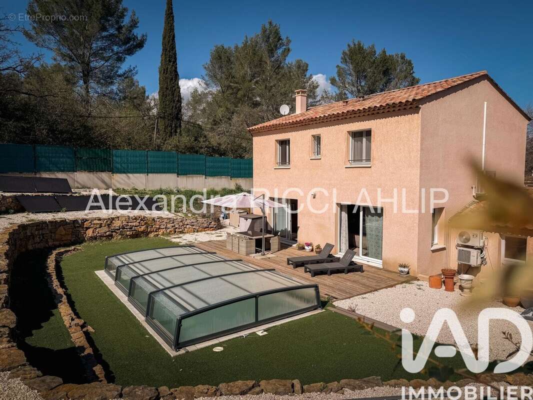 Photo 2 - Maison à SOLLIES-TOUCAS