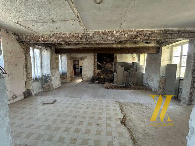 Appartement 180 m² à Vezilly  - photo 3