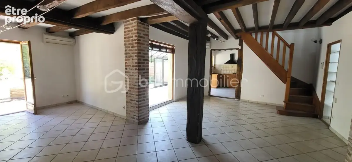 Maison familiale avec beau potentiel à La Ferté-Saint-Aubin - photo 4