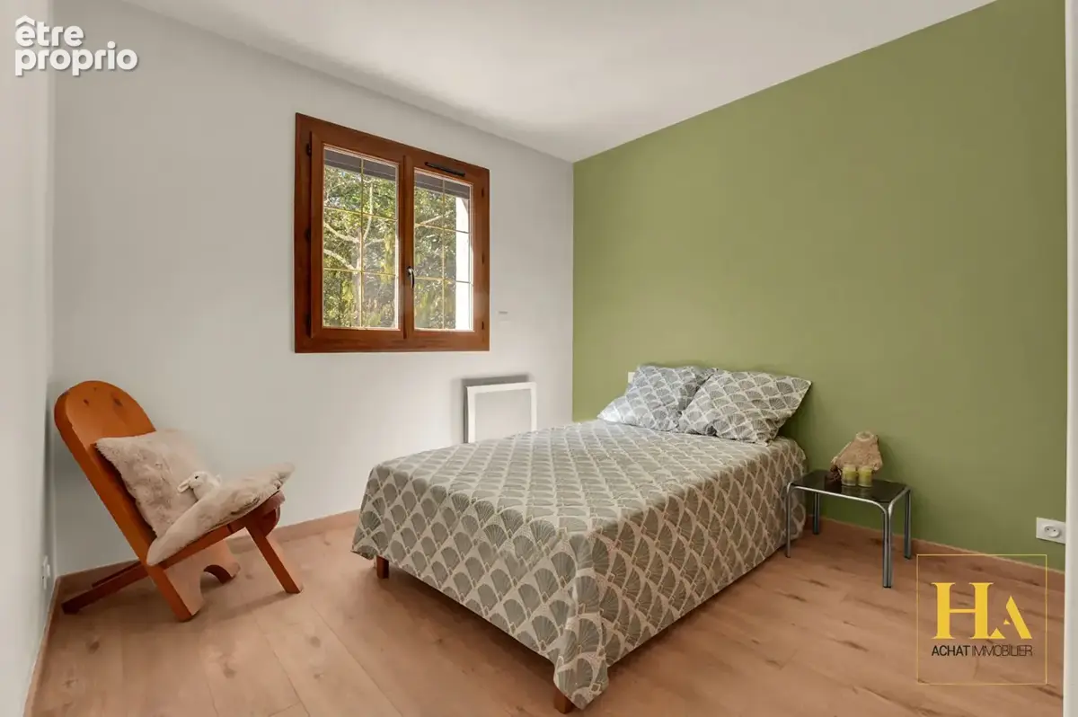 RARE Maison au milieu d'un bois, Cépet 102 m2, T5, 4200 m2 de terrain arboré - photo 6