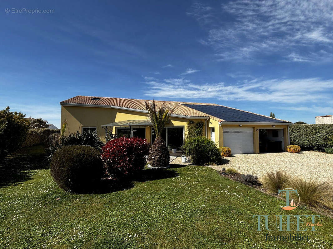 Maison à SAINT-SULPICE-DE-ROYAN