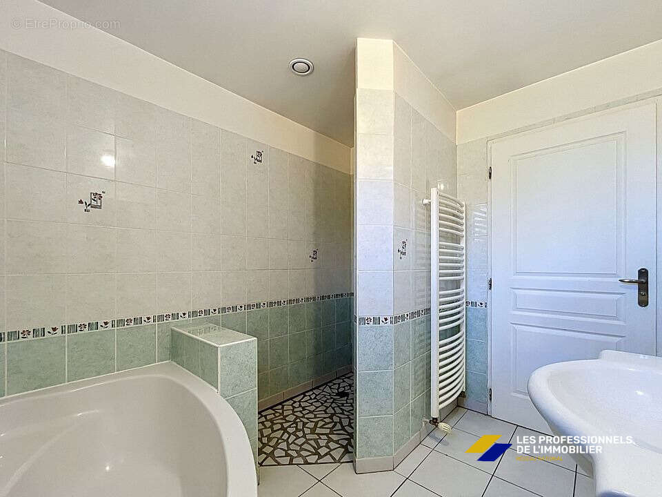 Maison 4 pièces 95m2 - photo 6