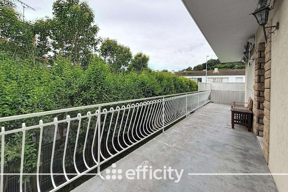Appartement à LOIRE-SUR-RHONE
