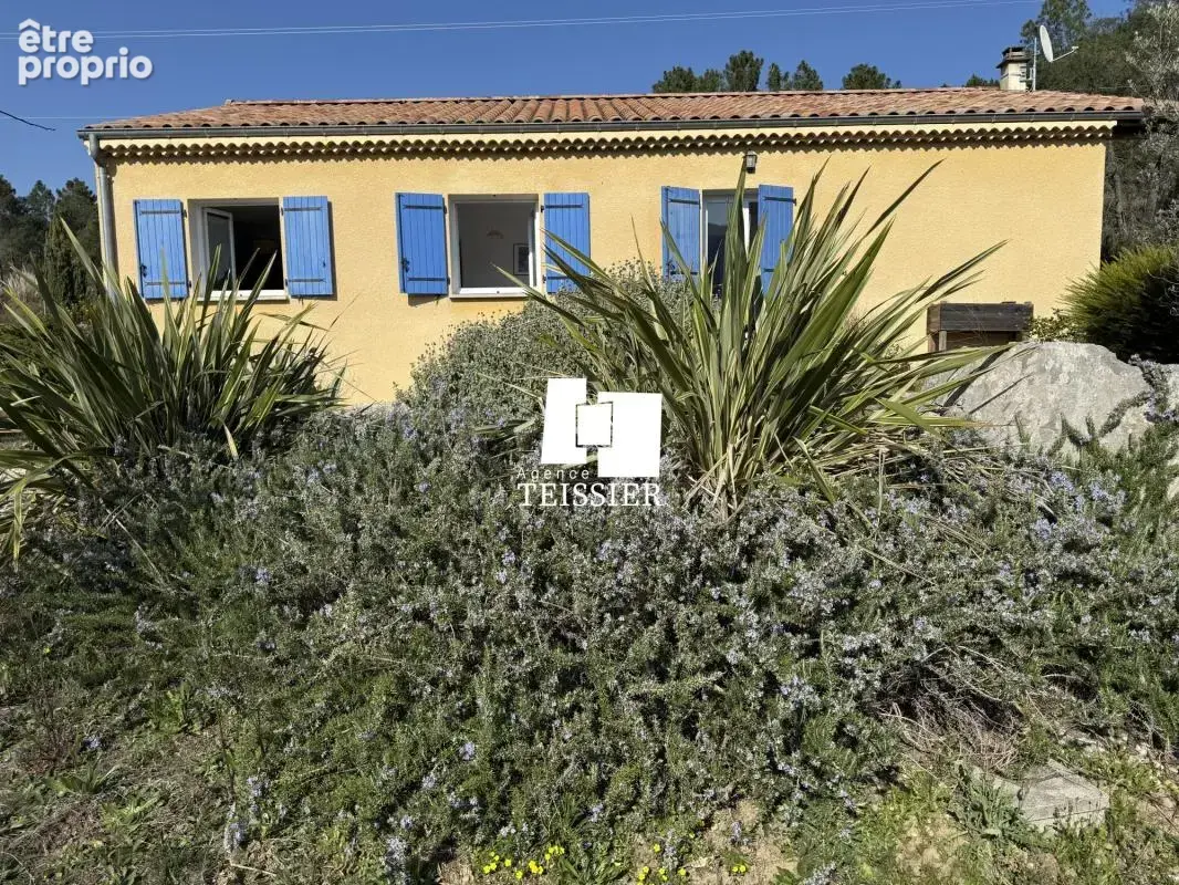 07140 Les Vans, Villa de plain pied au calme et avec vue sur 420 - photo 12