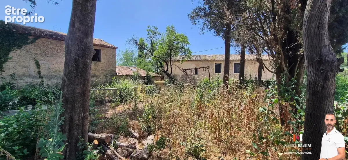Castries terrain a batir de 257m2 centre village - photo 3