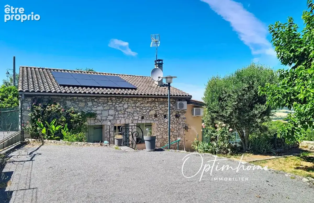 Maison de 223 m² avec vue dominante - photo 3