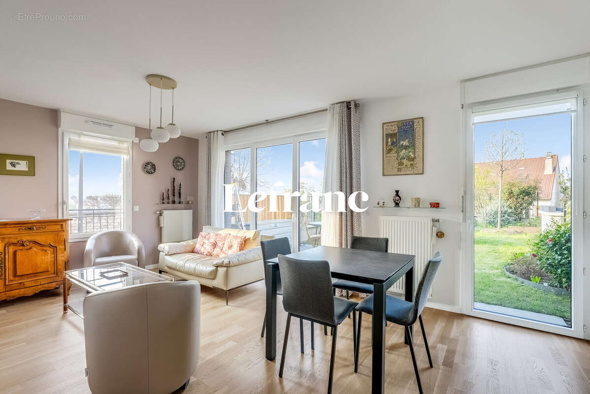 Appartement à CHATILLON