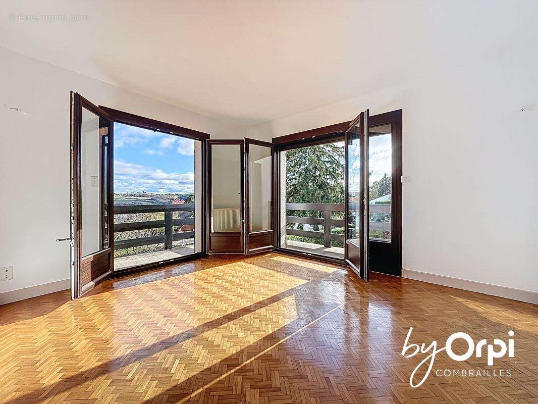 Maison à SAINT-ELOY-LES-MINES