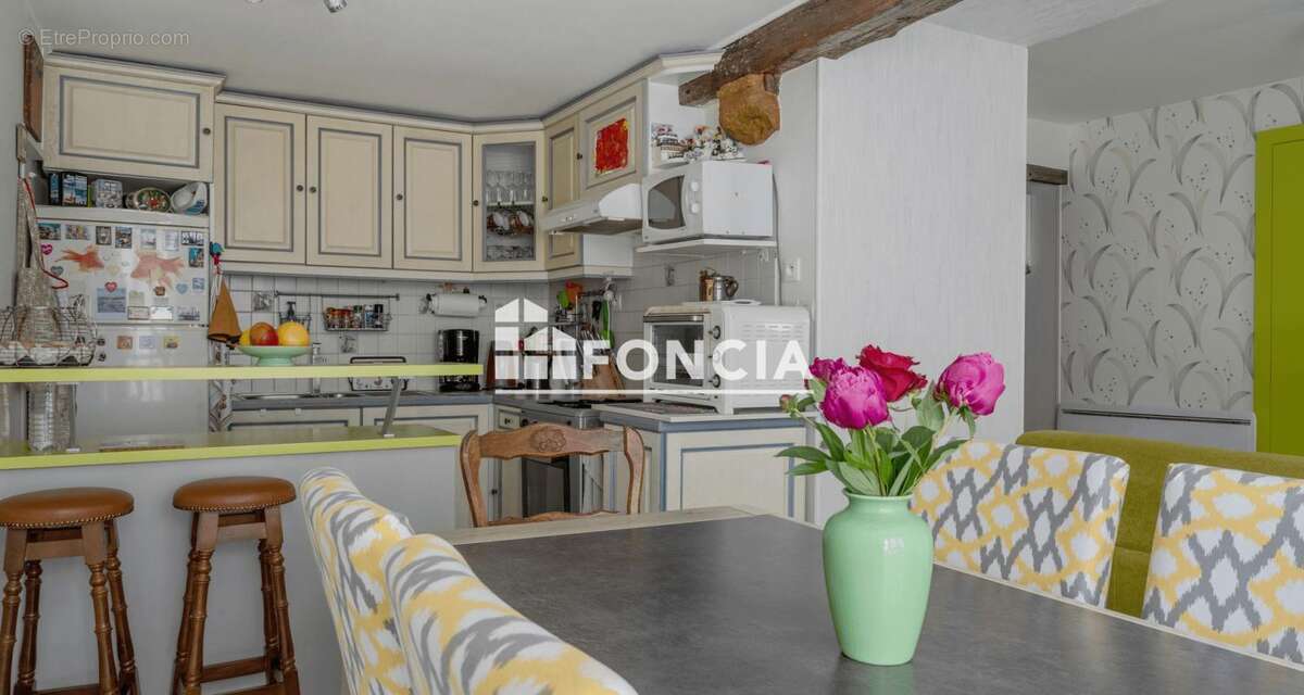 Maison à SAINT-GEORGES-DU-ROSAY