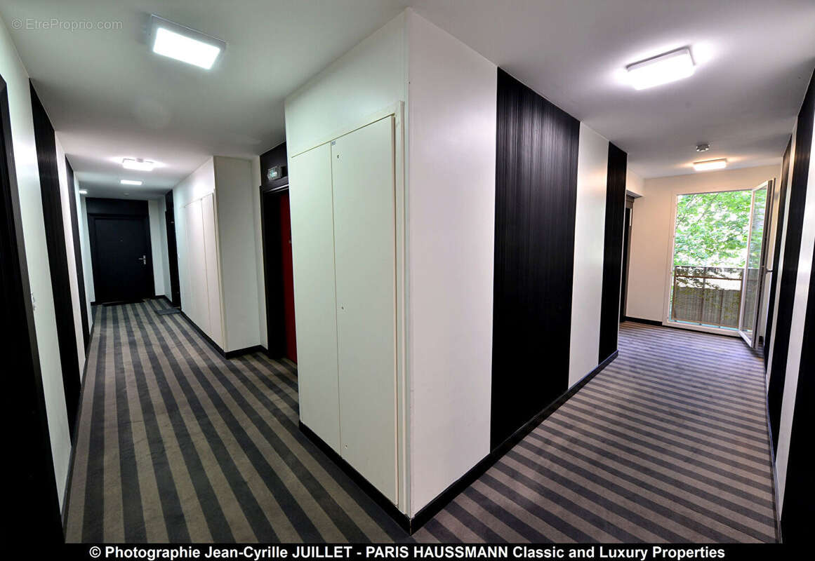 Appartement de 2019 + balcons + parking securise - photo 10