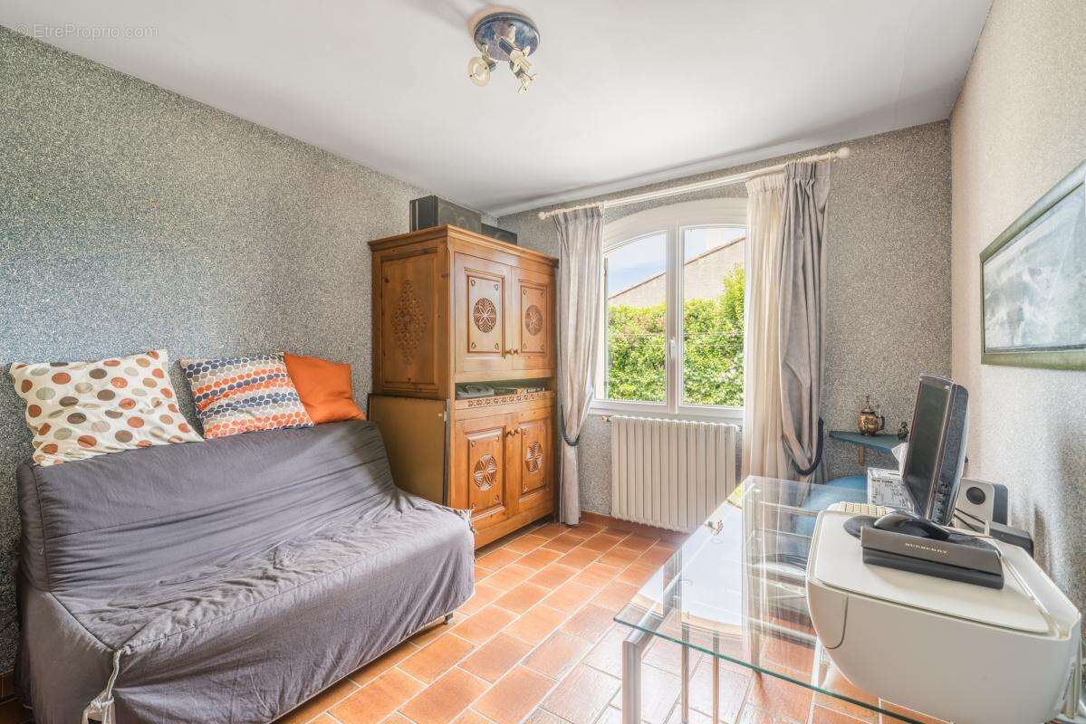Maison 175 m² à Candillargues  - photo 9
