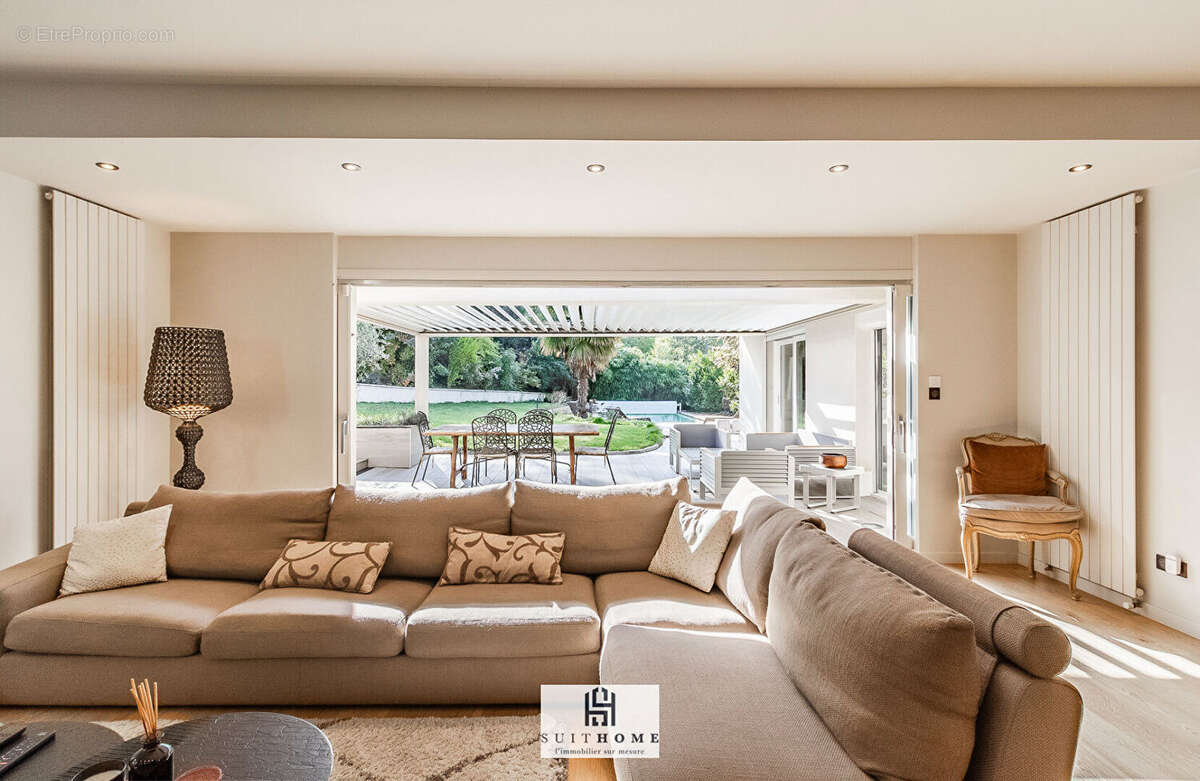 Maison à SAINT-DIDIER-AU-MONT-D'OR