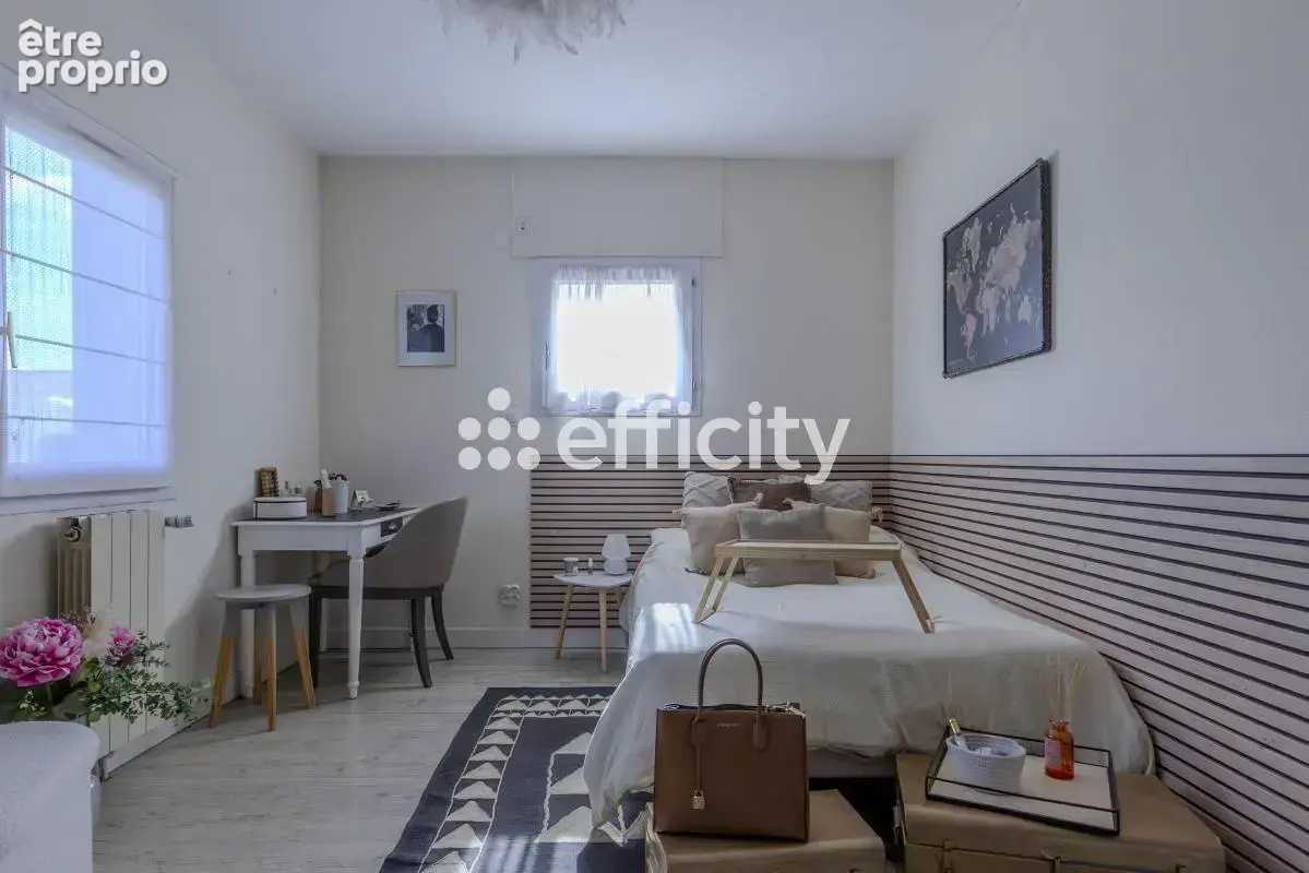 Maison 130 m² à Saint-Xandre  - photo 12