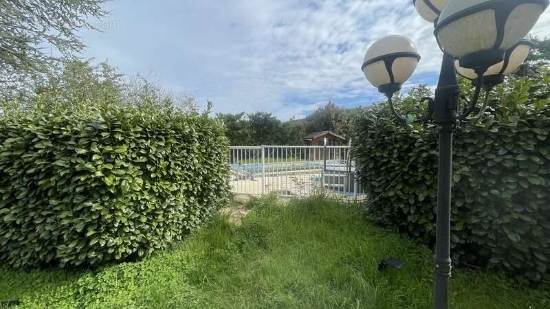 Maison à VARENNES-LES-NARCY