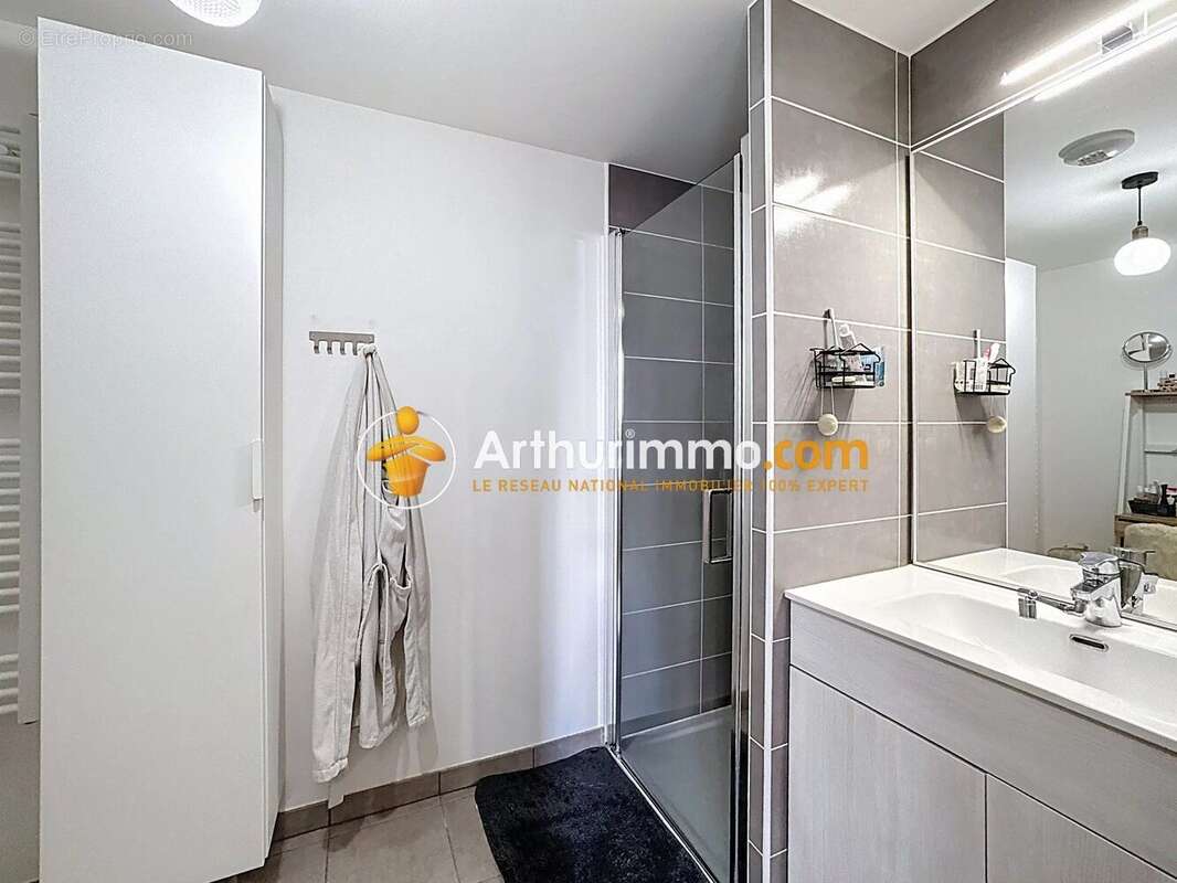 Appartement à BOURGOIN-JALLIEU